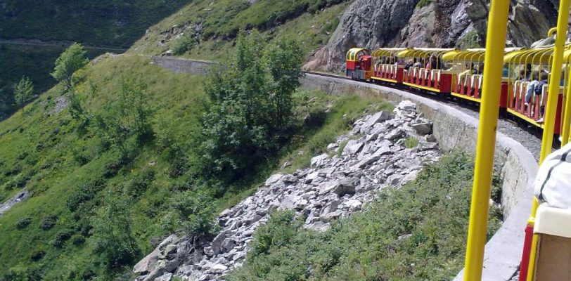 Monter sur le petit train d’artouste