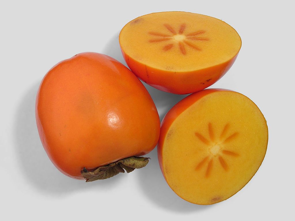 Les fruits : comment manger un kaki ?
