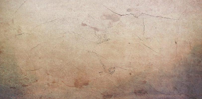 Pose papier fibre de verre: Renforcer les murs et les plafonds